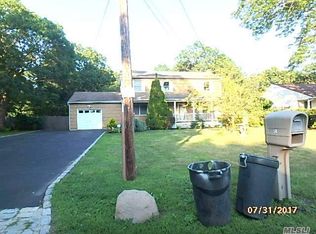 58 Pinelawn Ave, Shirley, NY 11967