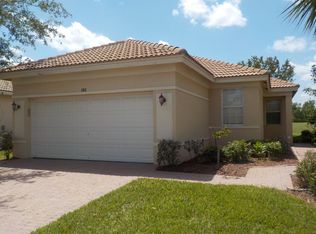 688 NW Stanford Ln, Pt Saint Lucie, FL 34983