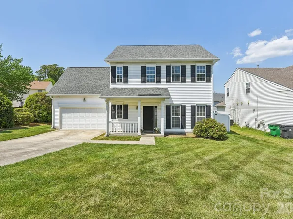 12531 Deaton Hill Dr, Charlotte, NC 28269