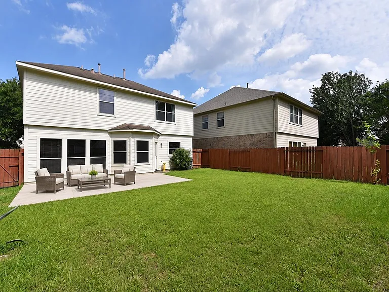 29631 Turnbury Village Dr — Photo 33