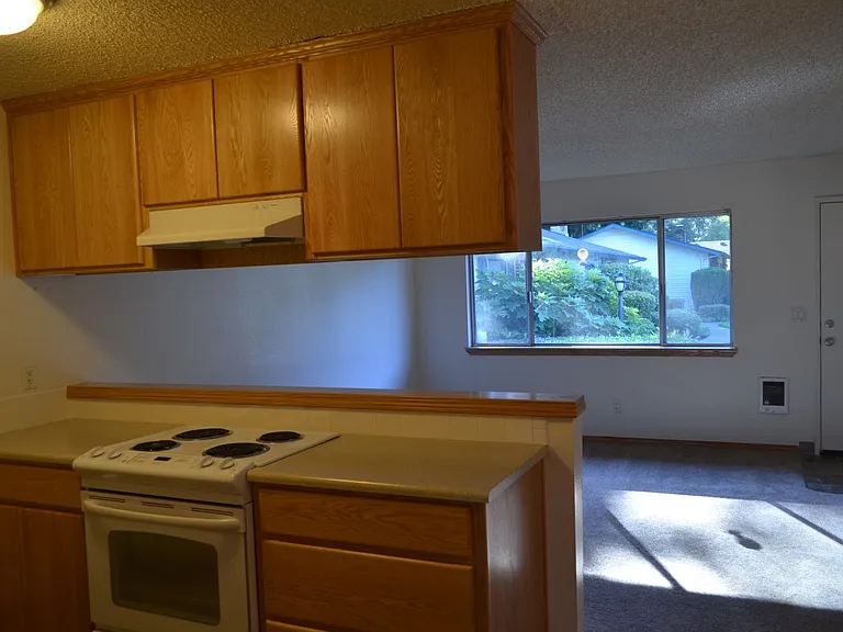 Jefferson Square Apartments — Photo 4