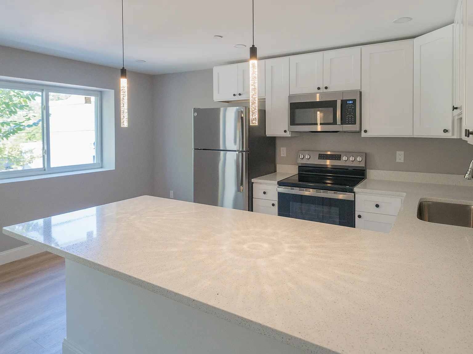 1 bed, $2,600 — Photo 1
