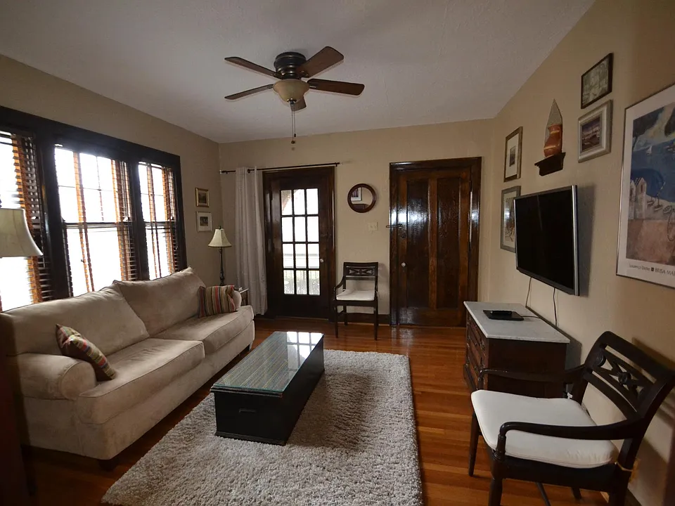 908 Ellison Ave #2
