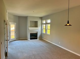 121 Crescent Ct, Brisbane, CA 94005