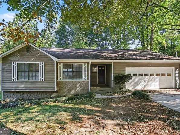 526 Knollwood Dr, Stockbridge, GA 30281