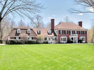 165 High Point Ln, Fairfield, CT 06824