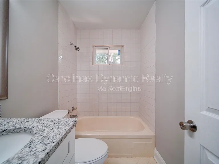 321 S Gardner Ave #6 — Photo 26