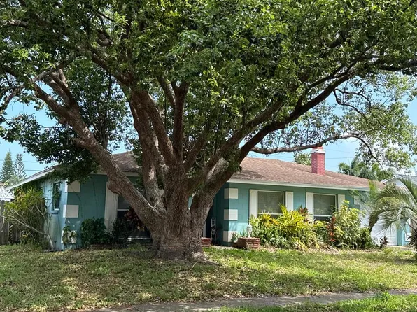 1709 Watrous Dr, Titusville, FL 32780