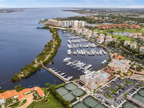 60 Boat Lck #B7, Fort Myers, FL 33908