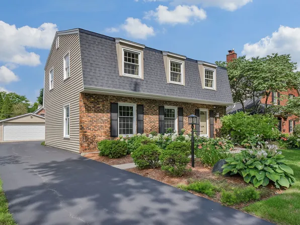 1106 Irving Ave, Wheaton, IL 60187