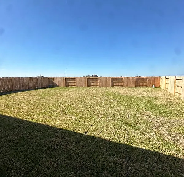 830 Heaven Dr — Photo 11
