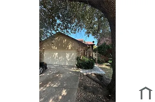 3712 Pulsar Dr Photo 1