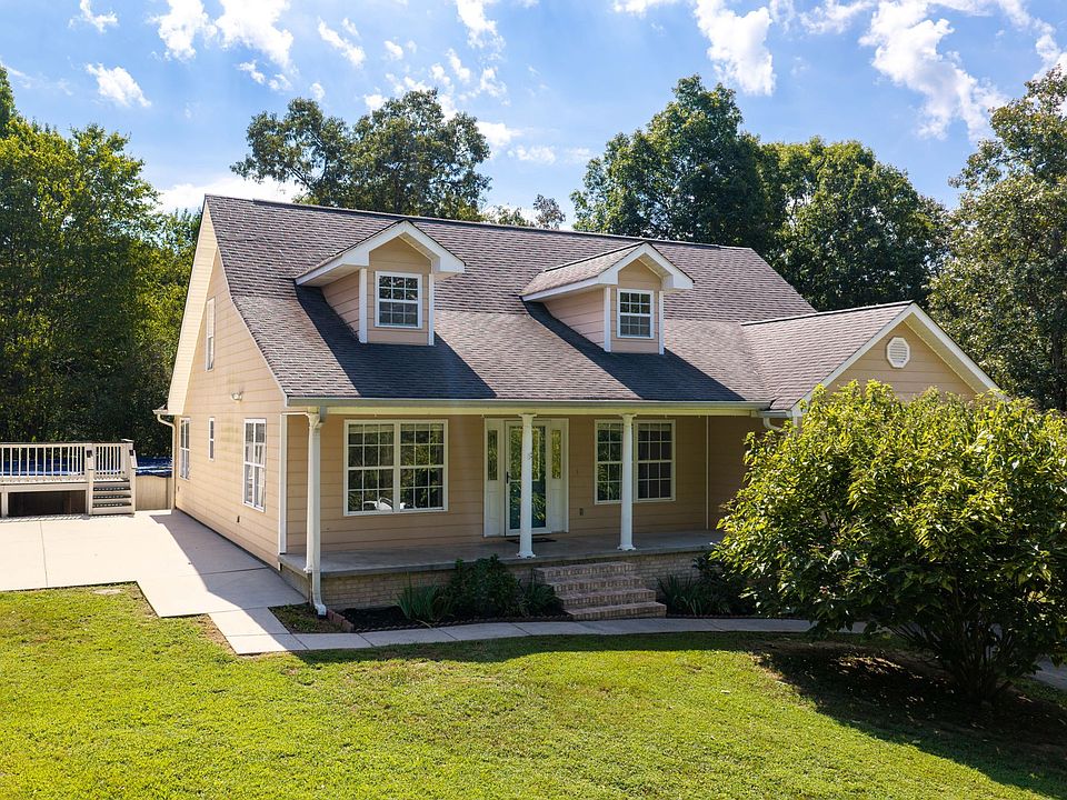 1st image of 496 Highland Dr