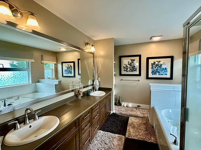 1342 Fifeshire St #MAIN HOUSE — Photo 12