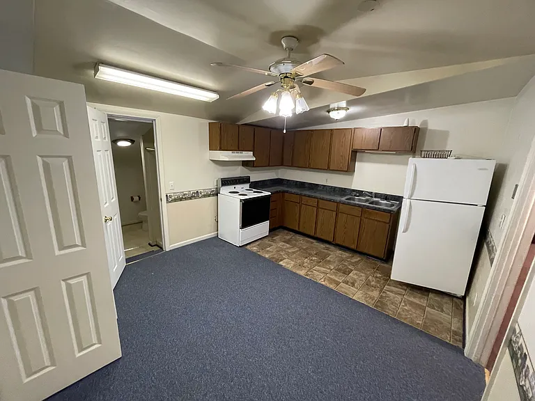 210 W Shawnee St #2 — Photo 13