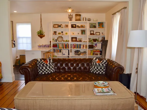 13 Pratt St #2, Providence, RI 02906