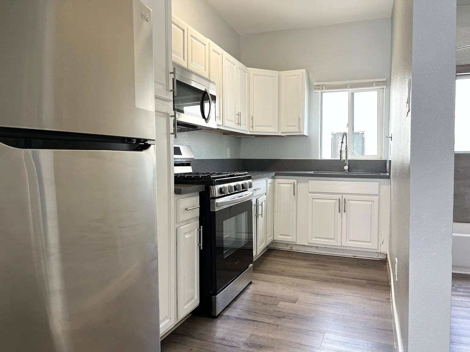 2 bed, 500 sqft, $2,495 — Photo 1