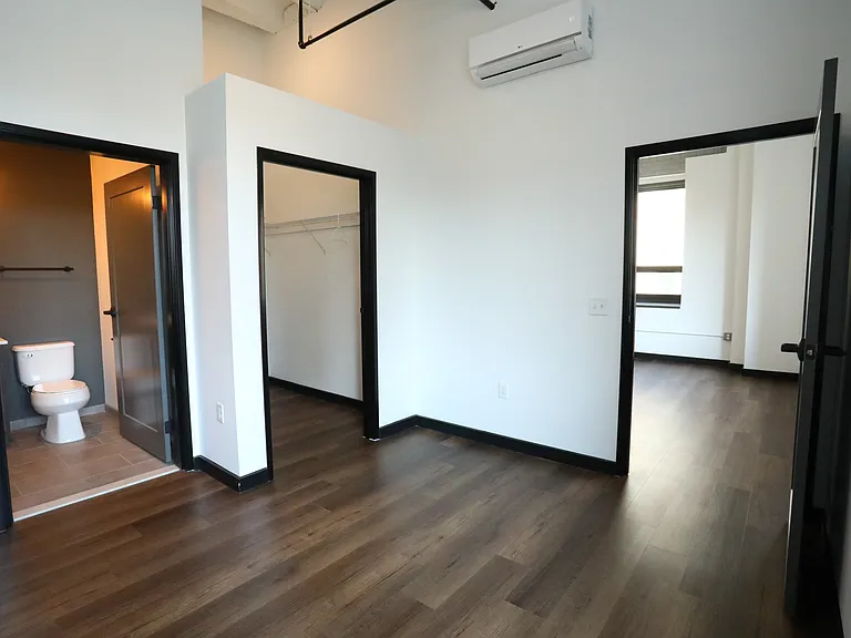 Briggs Houze — Photo 10