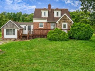 11218 Woodworth Rd, North Lima, OH 44452