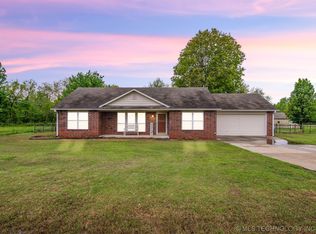 14924 E McCloud St, Claremore, OK 74017