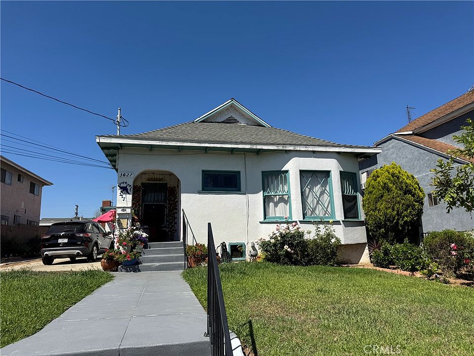 1st image of 3027 E 6th St