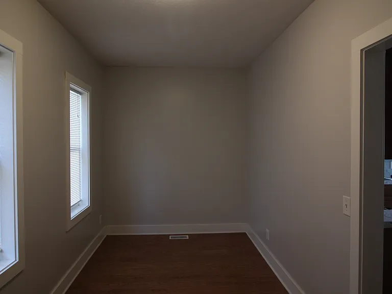 858 Dayton St SW — Photo 16