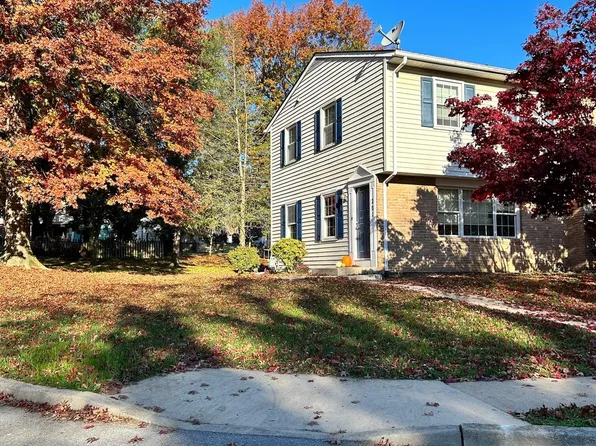201 Brookside Ter, Hagerstown, MD 21742