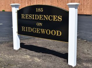 185 Ridgewood Ave, Hyannis, MA 02601