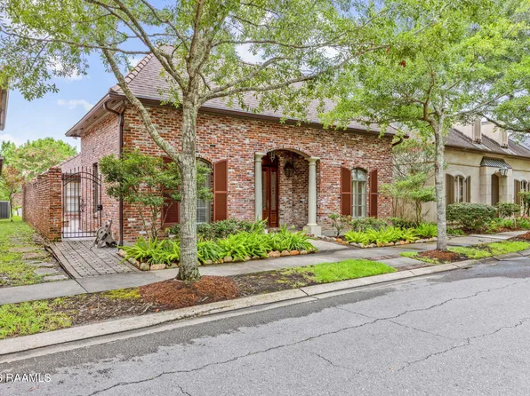 127 Woodsboro Dr, Saint Rose, LA 70508