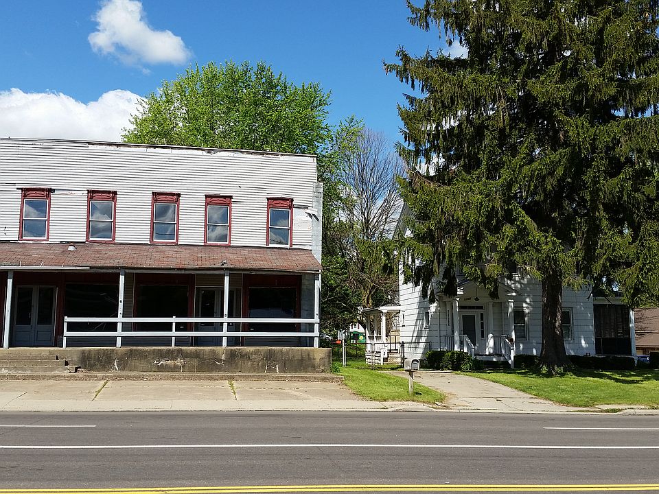 2nd image of 13087 Cleveland Ave NW