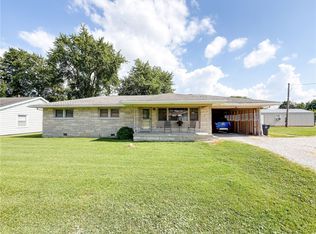 503 E Edgar Ave, Casey, IL 62420