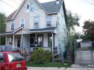 2738 Hayes Ave, Camden, NJ 08105