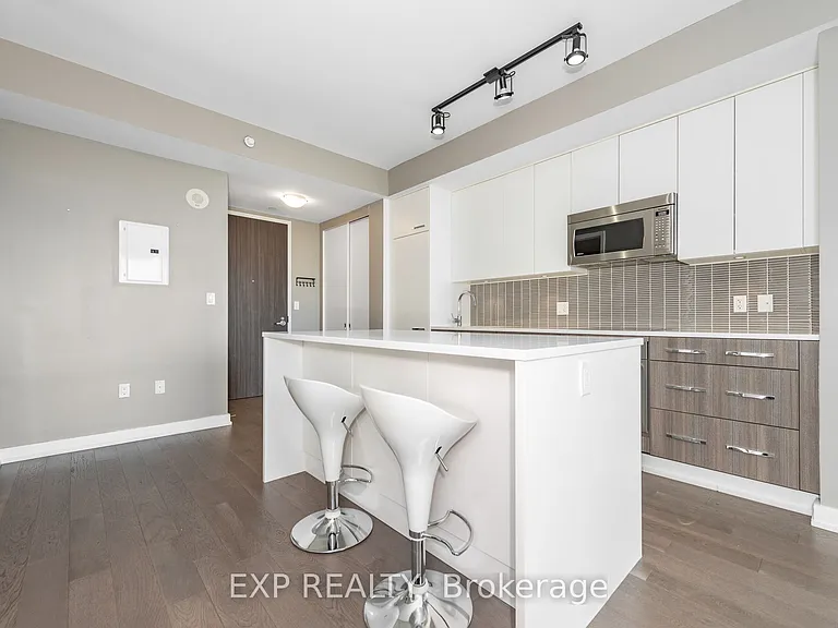 111 Champagne Ave S #1505 — Photo 11