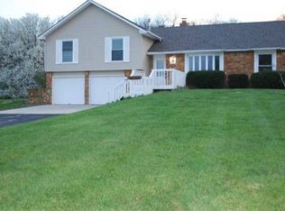 1291 N 873rd Rd, Lawrence, KS 66047