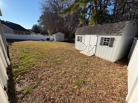 5th image of 9 Piper Ct