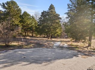 3246 Cr, Mount Pleasant, TX 75455