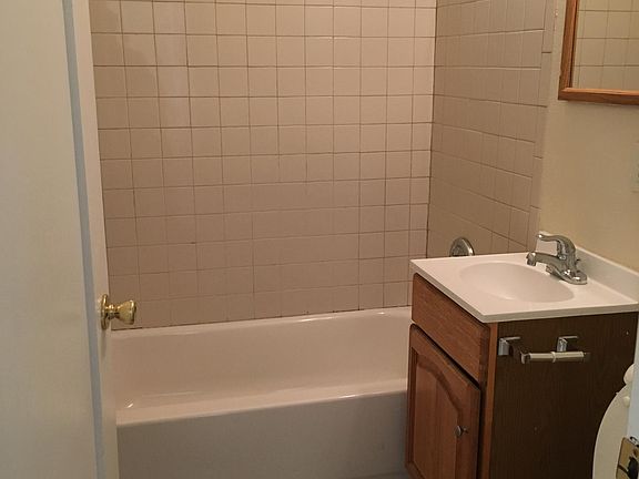 5th image of 1562 E Topeka St #A