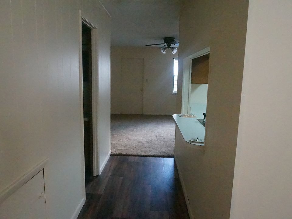 1st image of 4434 Dorothy Dr APT 2