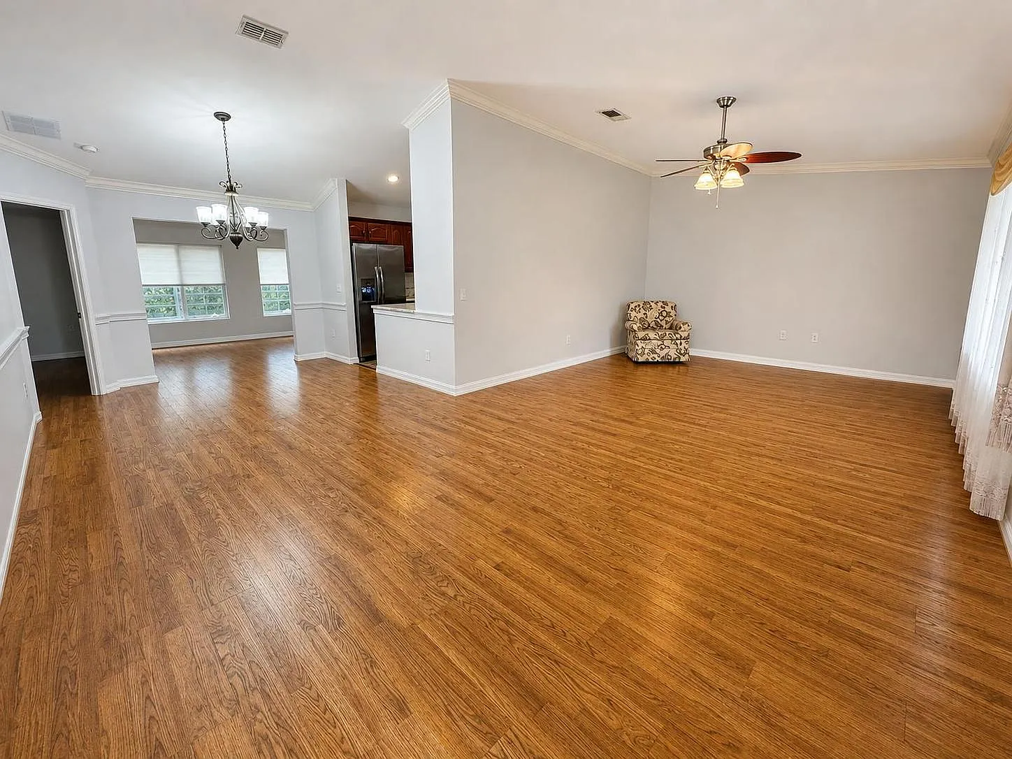 Nice 2 Beds 2 Baths Home in Spruce Creek South — Photo 3