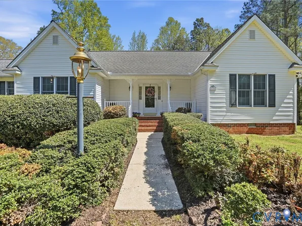 16242 Chiswell Ln, Beaverdam, VA 23015