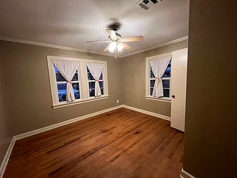 4th image of 1621 W Saint Mary Blvd