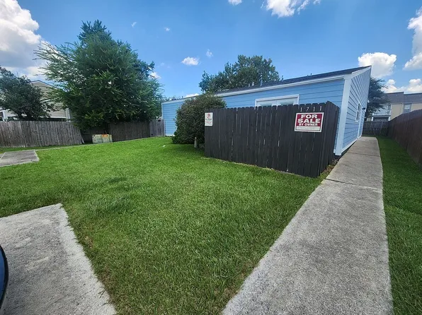 1711 Fox Run Dr, Lake Charles, LA 70605