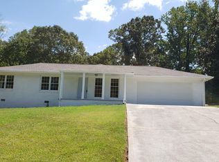 609 Hunnicutt Rd SE, Mableton, GA 30126