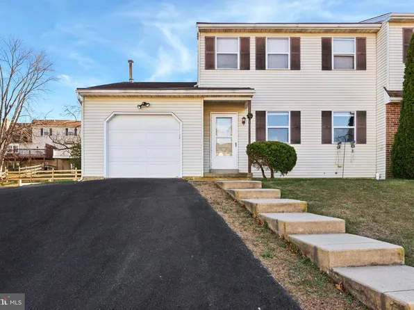 106 Stayman Dr, North Wales, PA 19454