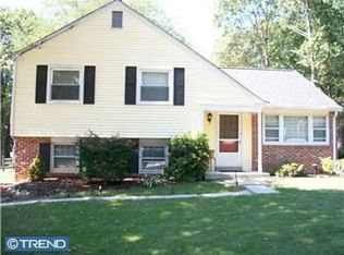 1320 Dunsinane Dr, West Chester, PA 19380