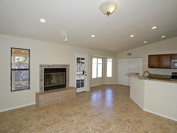 5th image of 9941 E Falcon Point Dr