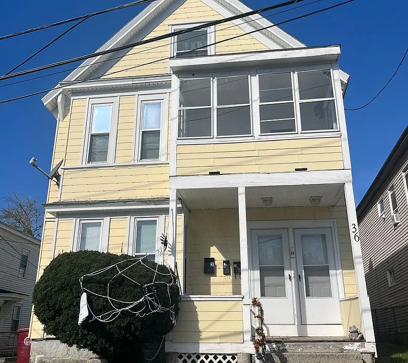 36 Fisher St