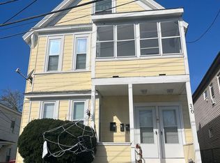 36 Fisher St #1, Lowell, MA 01850