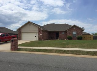 2407 Canterbury Ln, Cabot, AR 72023