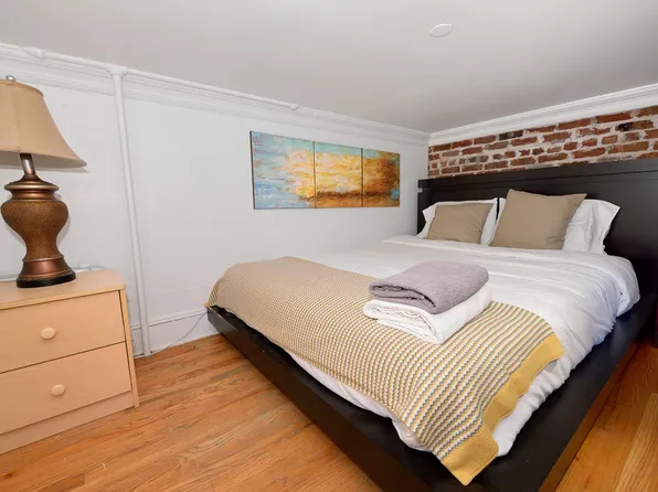 692 10th Avenue image 18 of 24